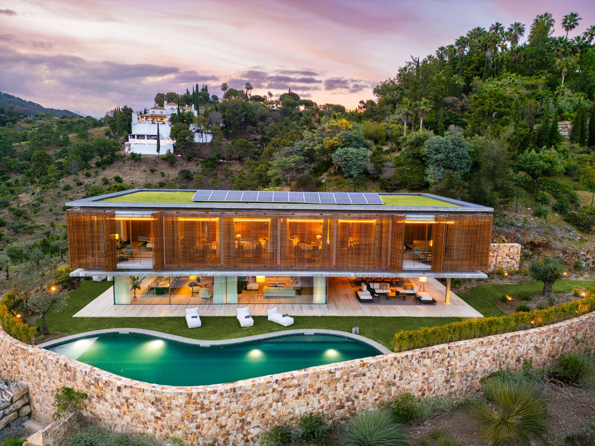 7-Bed Villa in El Madroñal, Benahavís