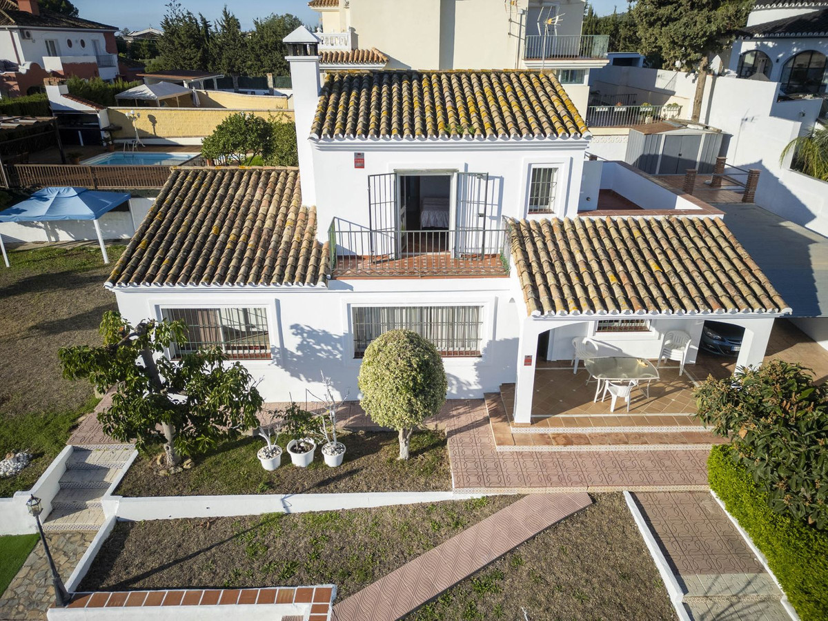 3-Bed Villa in Estepona